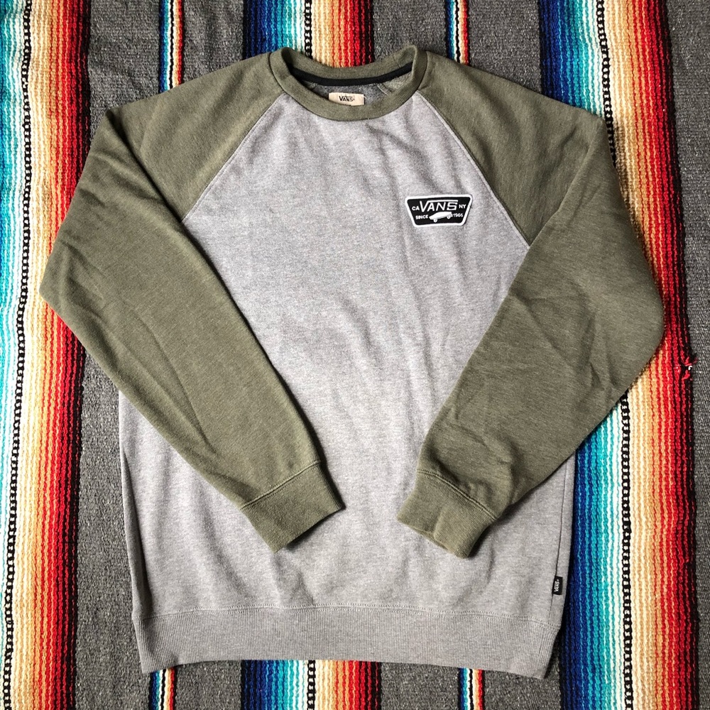 Vans crew neck size medium